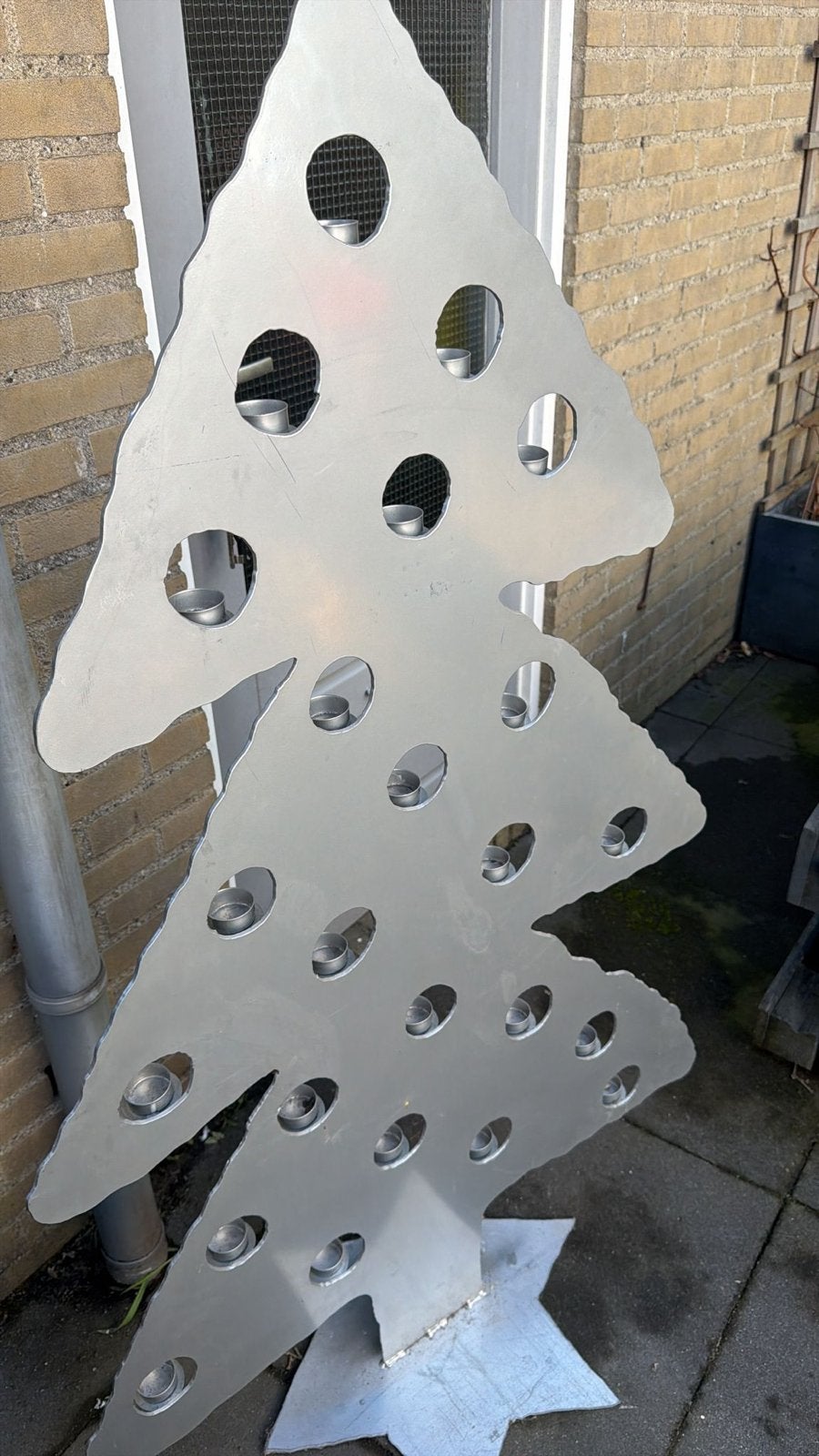 Metalen moderne kerstboom, Ophalen, Zo goed als nieuw