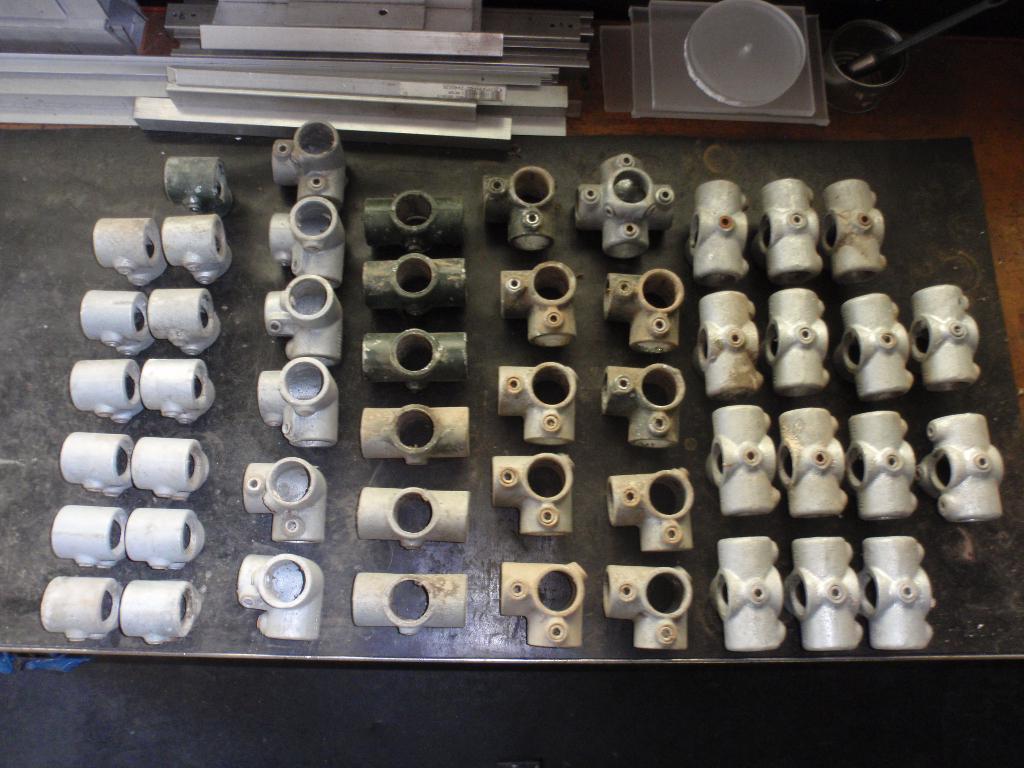Buisklemmen Diameter 33,7 div. soorten 42 stuks, Ophalen, Zo goed als nieuw, Minder dan 50 mm, Overige typen