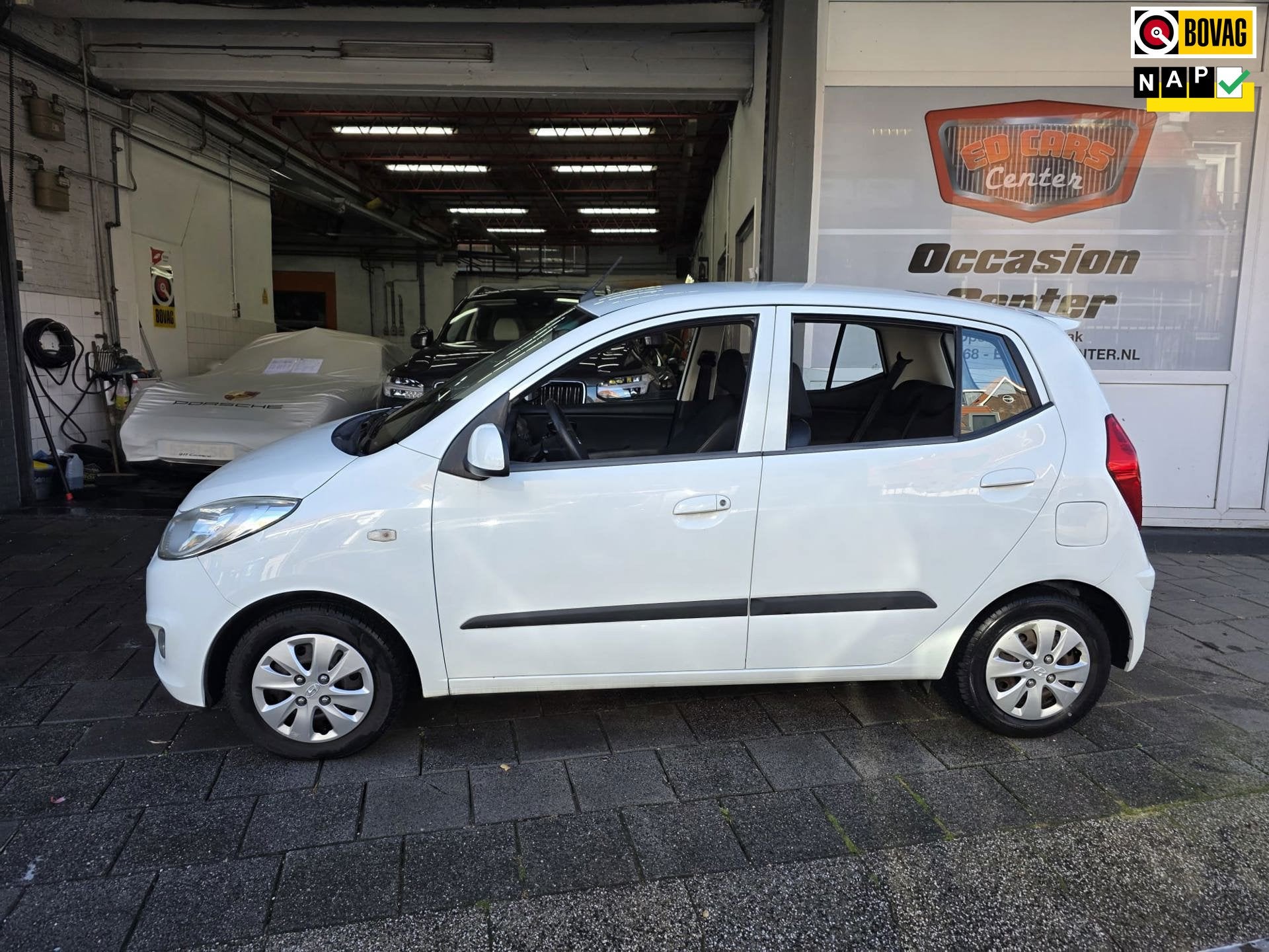 Hyundai I10 1.2 Plus, Auto's, Voorwielaandrijving, Euro 5, Gebruikt, 4 cilinders