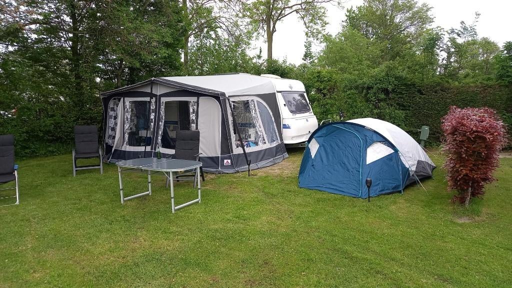 Caravan Hobby Deluxe 440, Caravans en Kamperen, Treinzit, Particulier, Tot en met 4, 1000 - 1250 kg
