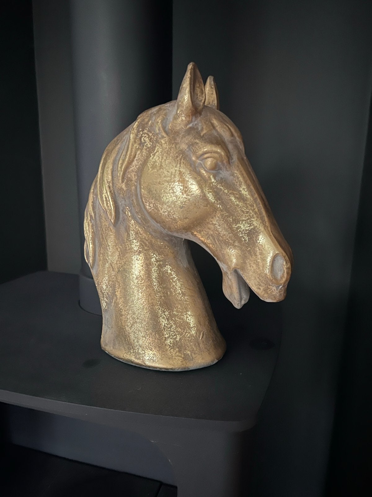 Decoratief paardenhoofd - 30cm hoog, Huis en Inrichting, Ophalen, Gebruikt, Overige materialen, Klassiek