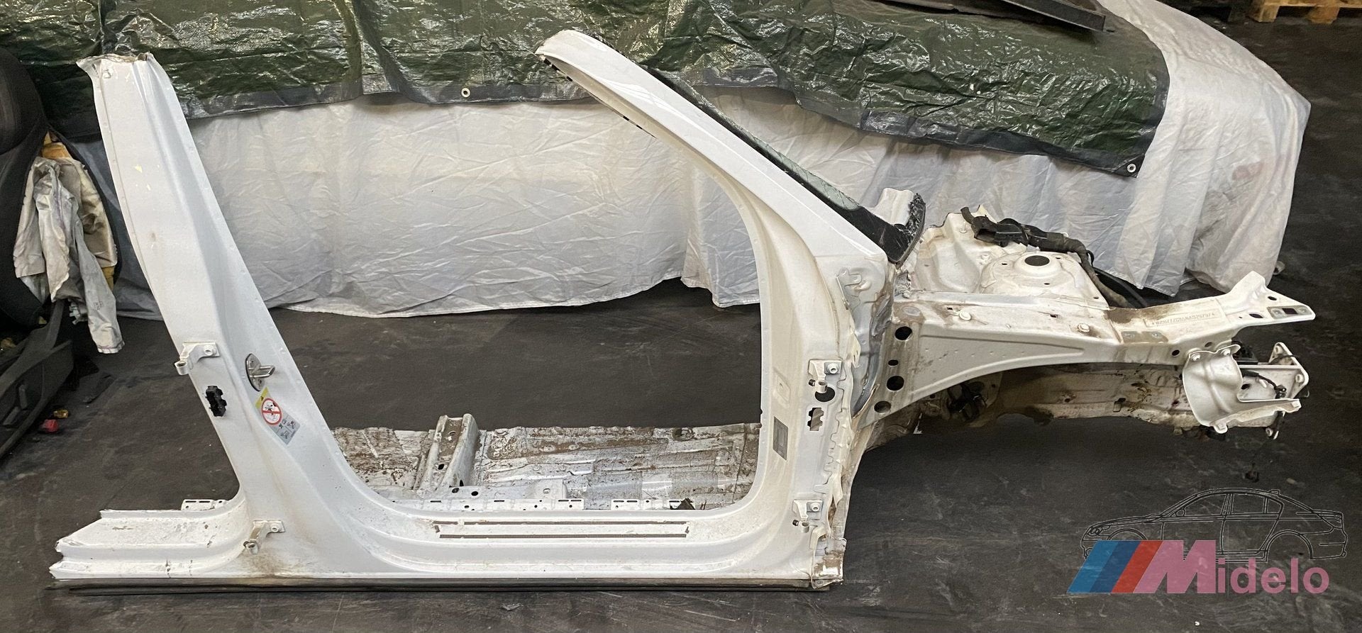 AUDI Q2 SNIJDEEL RECHTS A+B STIJL DORPEL EN CHASSISBALK, Gebruikt, -, -, Bumper
