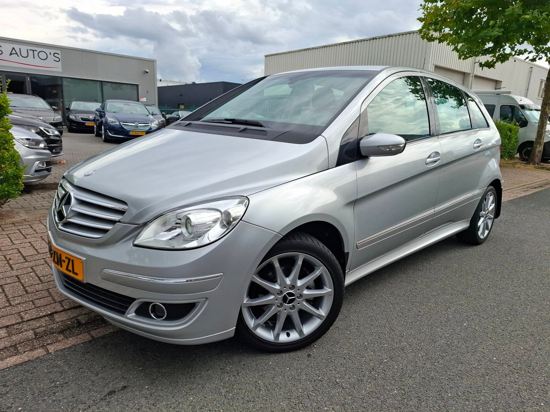 Mercedes-Benz B-klasse 170 AIRCO/17INCH/AFN TREKHAAK!, Voorwielaandrijving, 15 km/l, Gebruikt, Zwart