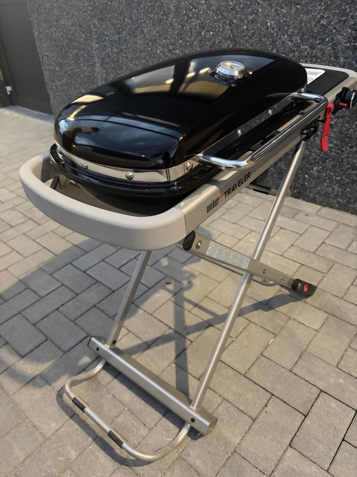 Weber Traveler Gasbarbecue - Compact en Draagbaar, Ophalen, Zo goed als nieuw