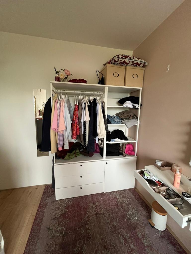 Platsa open kast van Ikea met lades en deur, Huis en Inrichting, Kasten | Kledingkasten, Ophalen, 100 tot 150 cm, Zo goed als nieuw