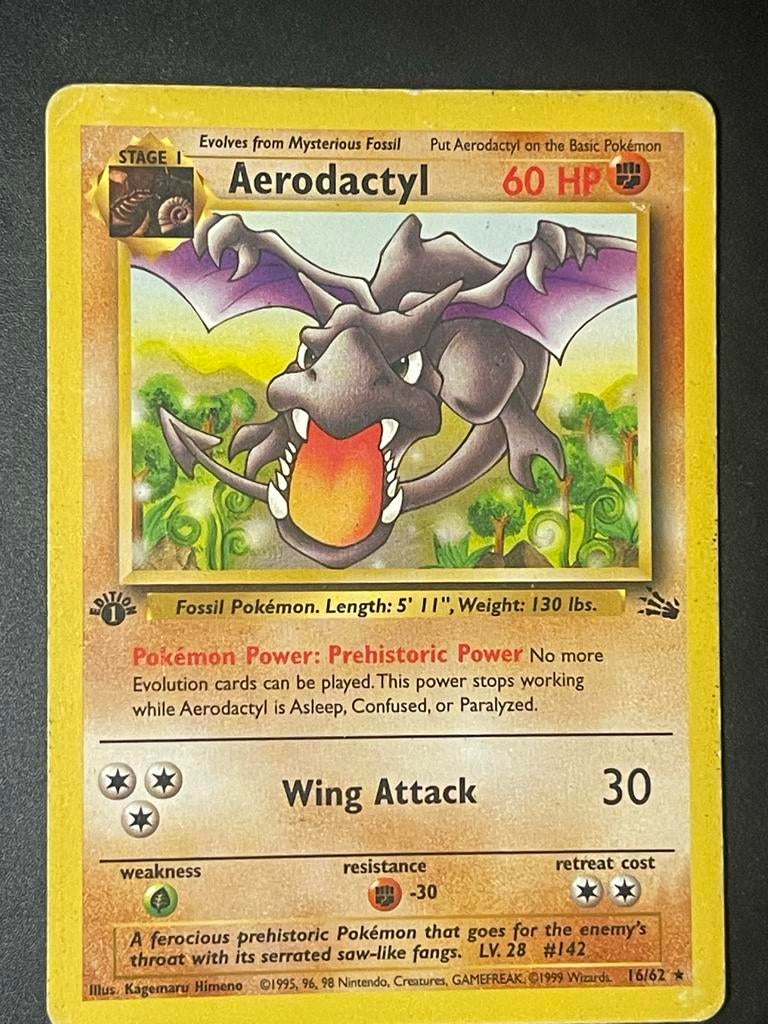1st edition Aerodactyl 16/62 Fossil Set Pokémon Kaart, Ophalen of Verzenden, Gebruikt, Losse kaart