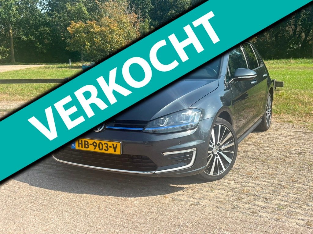 Volkswagen Golf