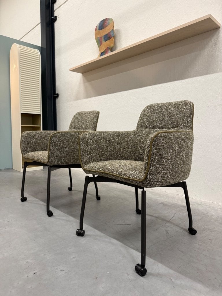 2 Nieuw Leolux Gyon Tour eetkamerstoel design stoel, Leolux, Twee, Overige kleuren, Info@leolux.nl