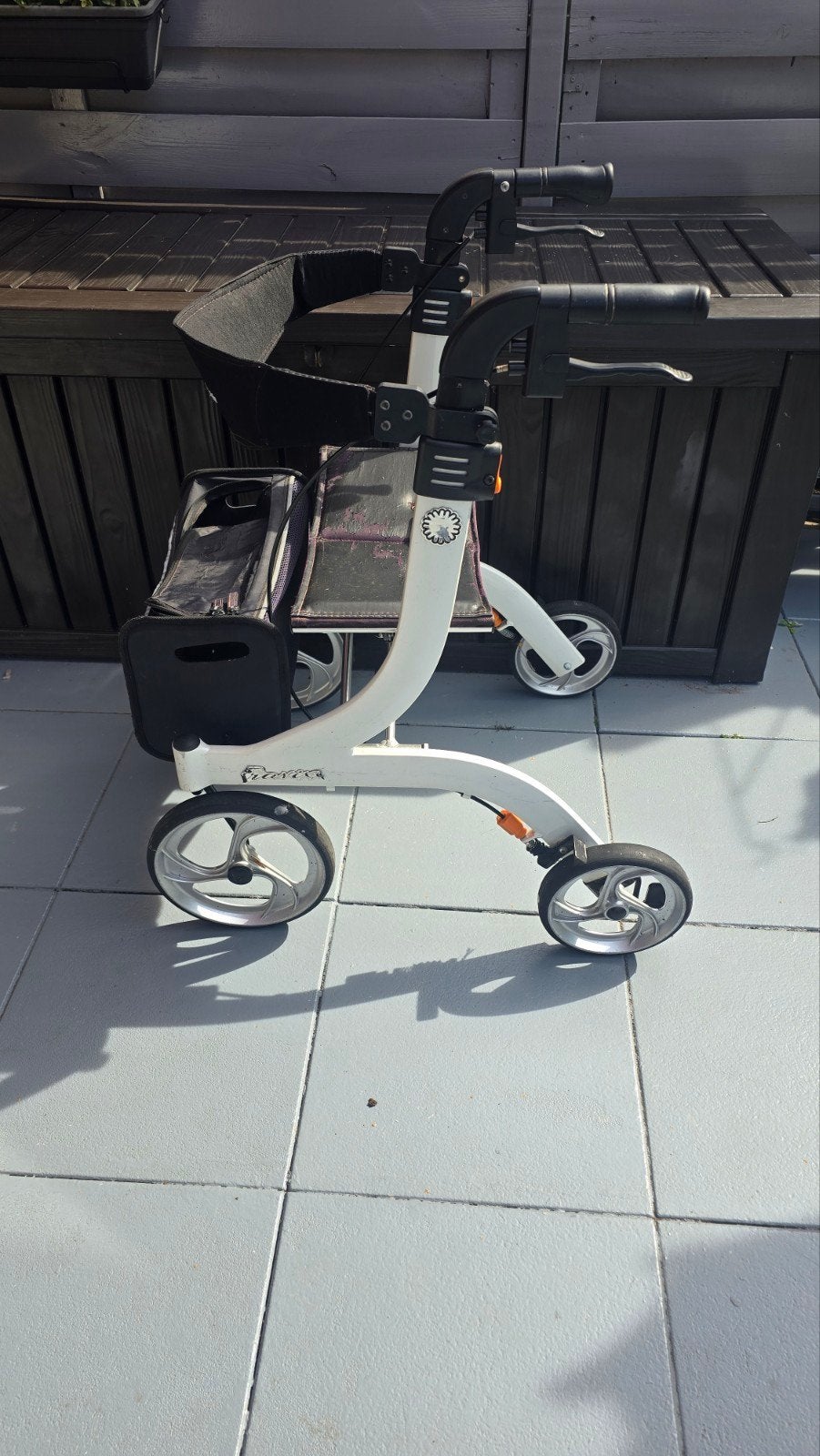 Travixx Rollator Medium, Ophalen, Gebruikt