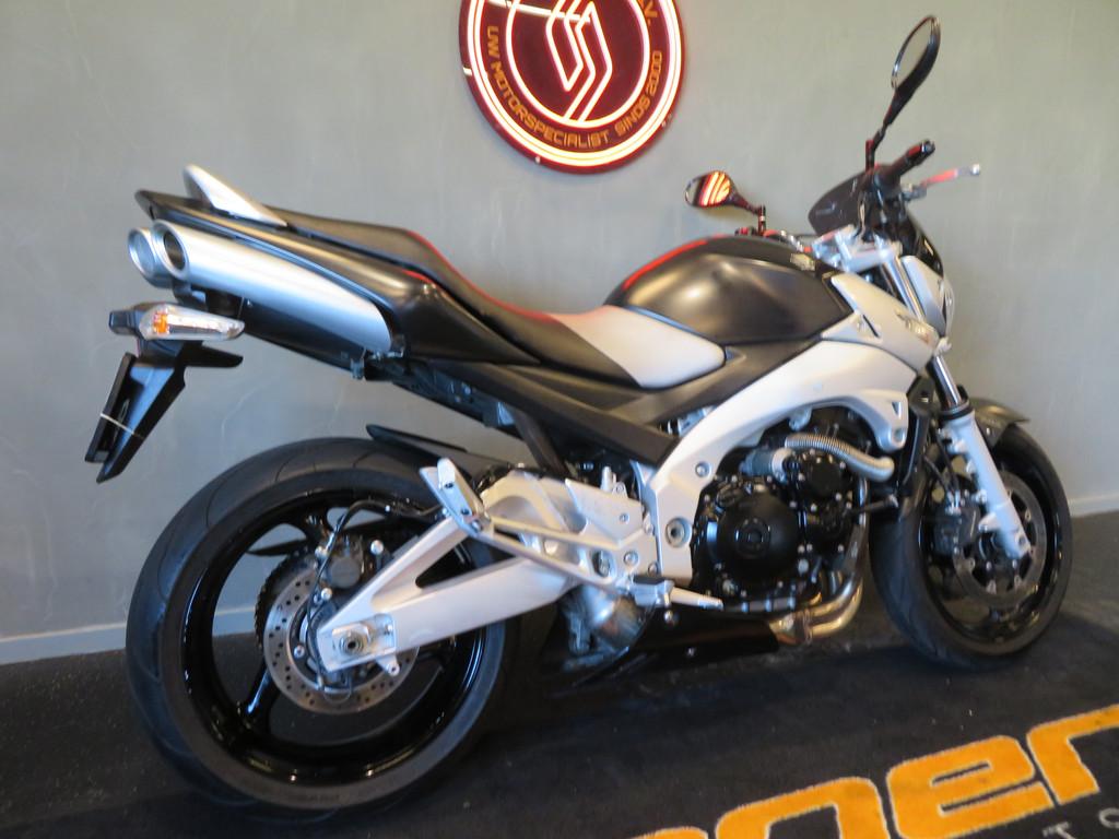 Suzuki GSR600A GSR 600 NAKED TOUR TOP! (bj 2007), Motoren, Motoren | Suzuki, Bedrijf, 600 cc, Naked bike