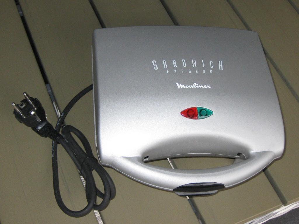 Moulinex tostiijzer., Ophalen of Verzenden, Zo goed als nieuw