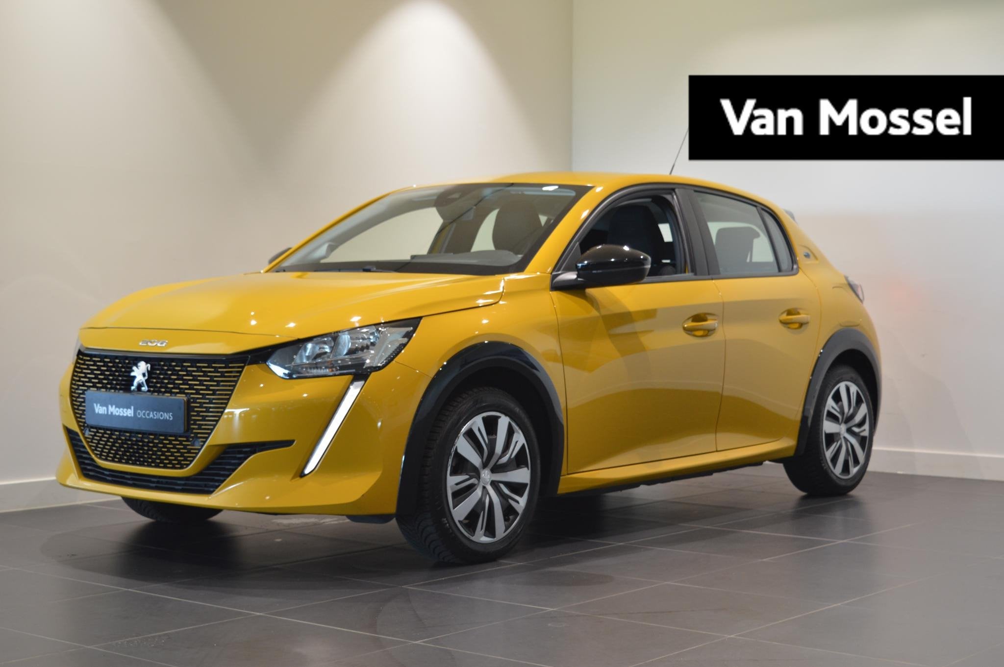 Peugeot e-208 EV Active 50 kWh APPLECARPLAY/ANDROID AUTO - A, Auto's, Gebruikt, 315 min, 362 km, 1430 kg