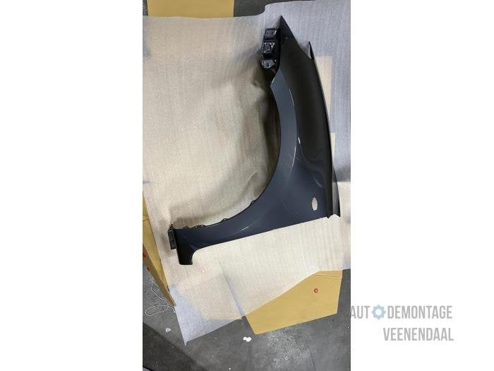 Scherm links-voor van een Suzuki Swift (ZMW), -, -, Nieuw, Ophalen of Verzenden