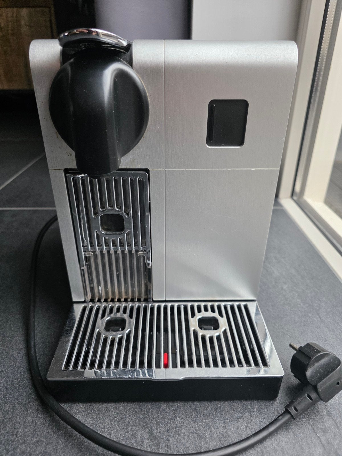 De'Longhi Nespresso Lattissima Touch EN560.S, Witgoed en Apparatuur, Koffiezetapparaten, Koffiepads en cups, Koffiemachine, Ophalen of Verzenden