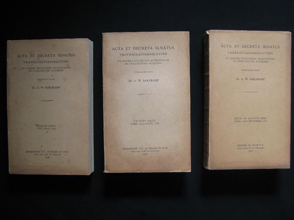 Acta et decreta senatus. Vroedschapsresolutien Utr. Academie, Ophalen of Verzenden, Gelezen