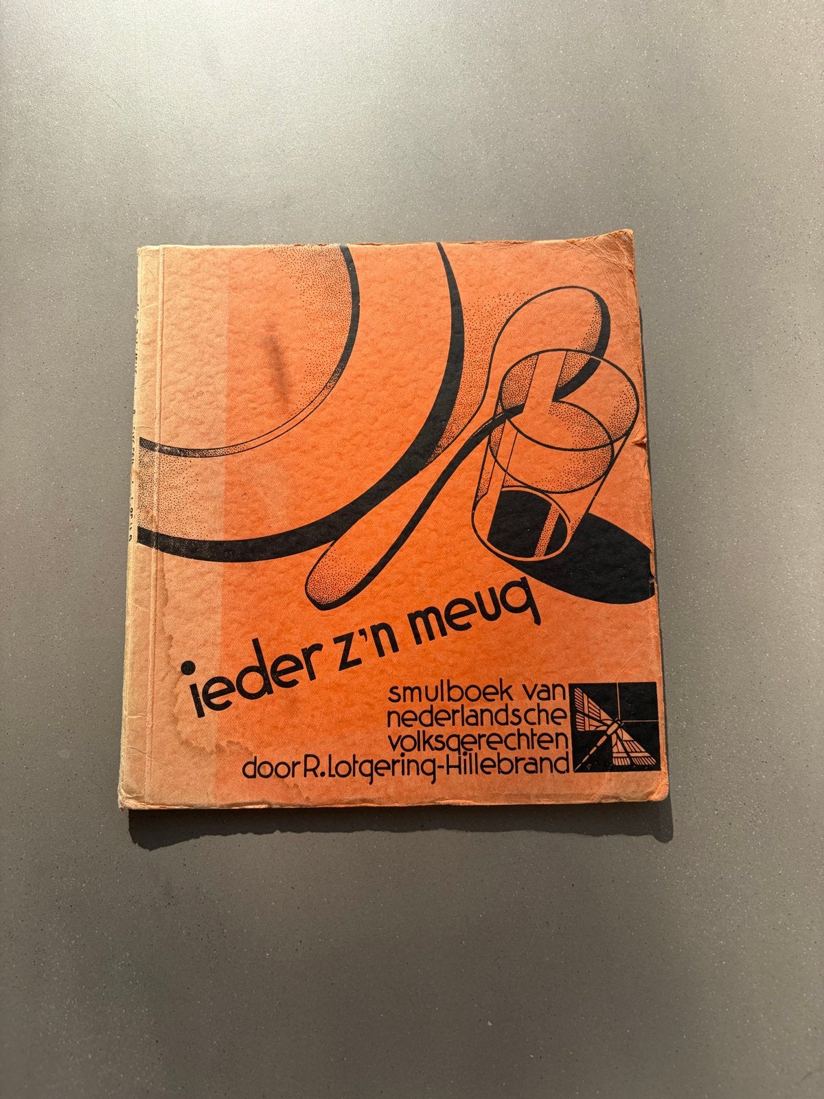 Ieder z'n meuq - Smulboek Nederlandse Volksgerechten, Ophalen of Verzenden, Gelezen, Nederland en België, Hoofdgerechten