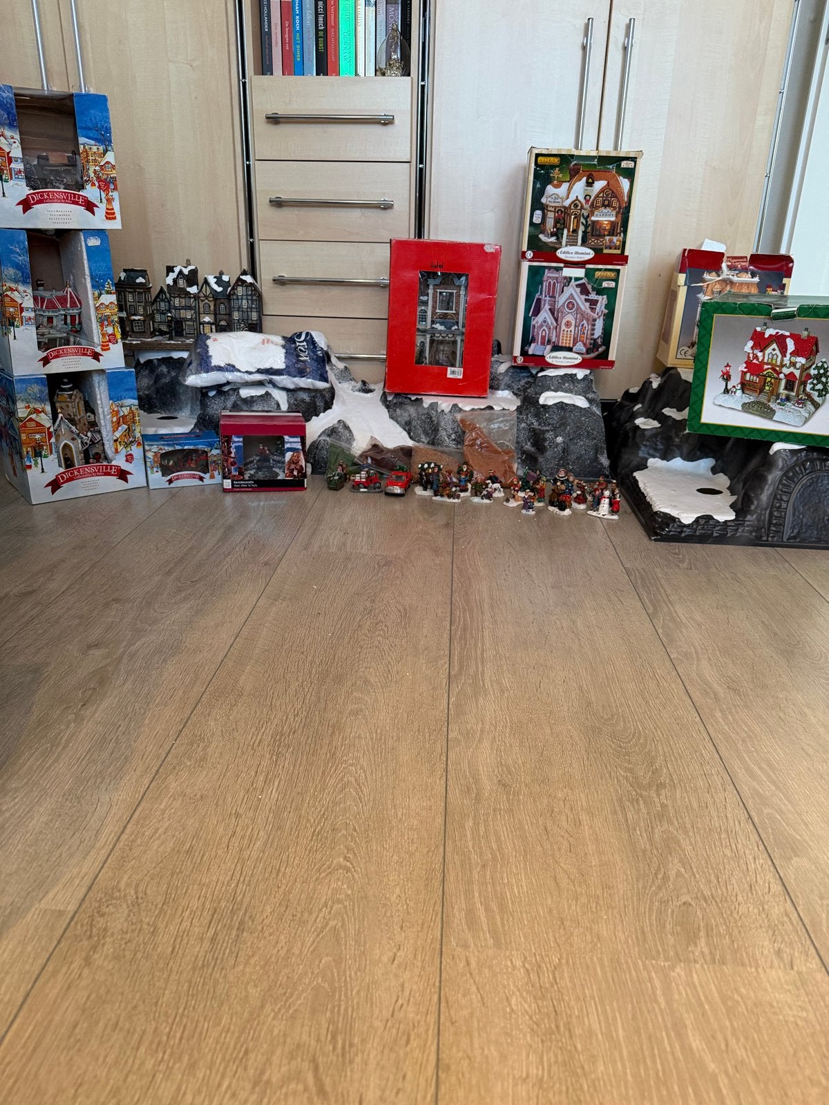 Groot Kerstdorp diversen huizen, Diversen, Ophalen, Zo goed als nieuw