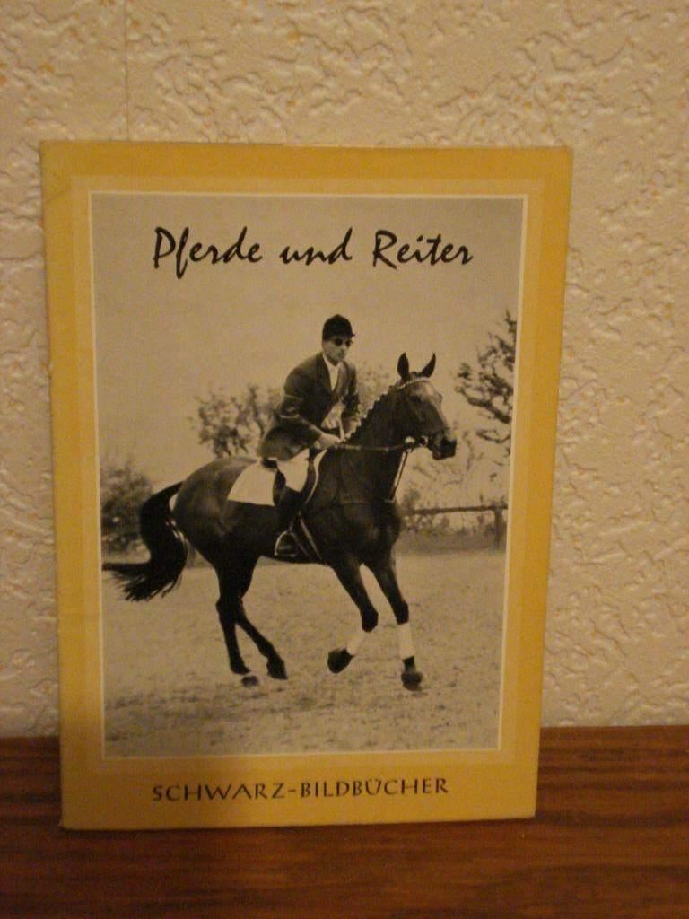 Pferde und reiter, Boeken, Ophalen of Verzenden, Gelezen, Paarden of Pony's