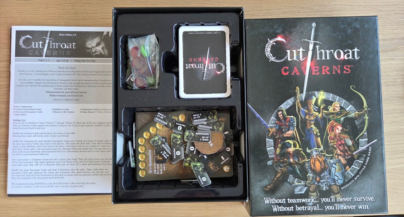 Cutthroat Caverns (EN), Vijf spelers of meer, Ophalen, Zo goed als nieuw, Dice Hate Me Games