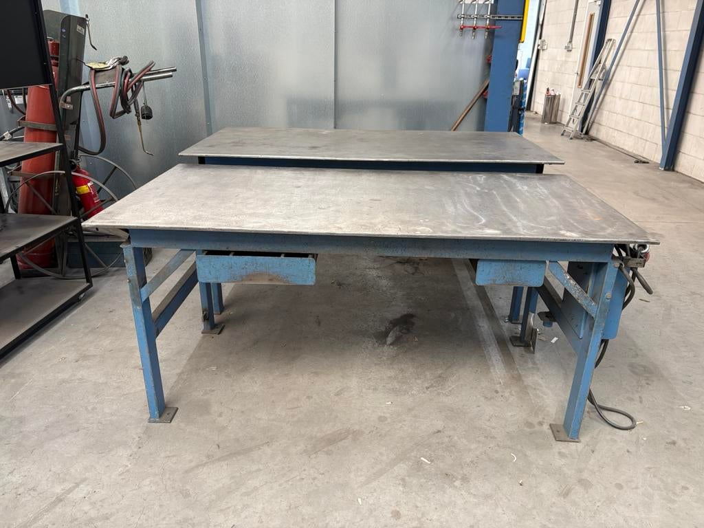 Werktafels lastafels metaal, Doe-het-zelf en Verbouw, Werkbanken, Ophalen, Gebruikt, 170 cm of meer