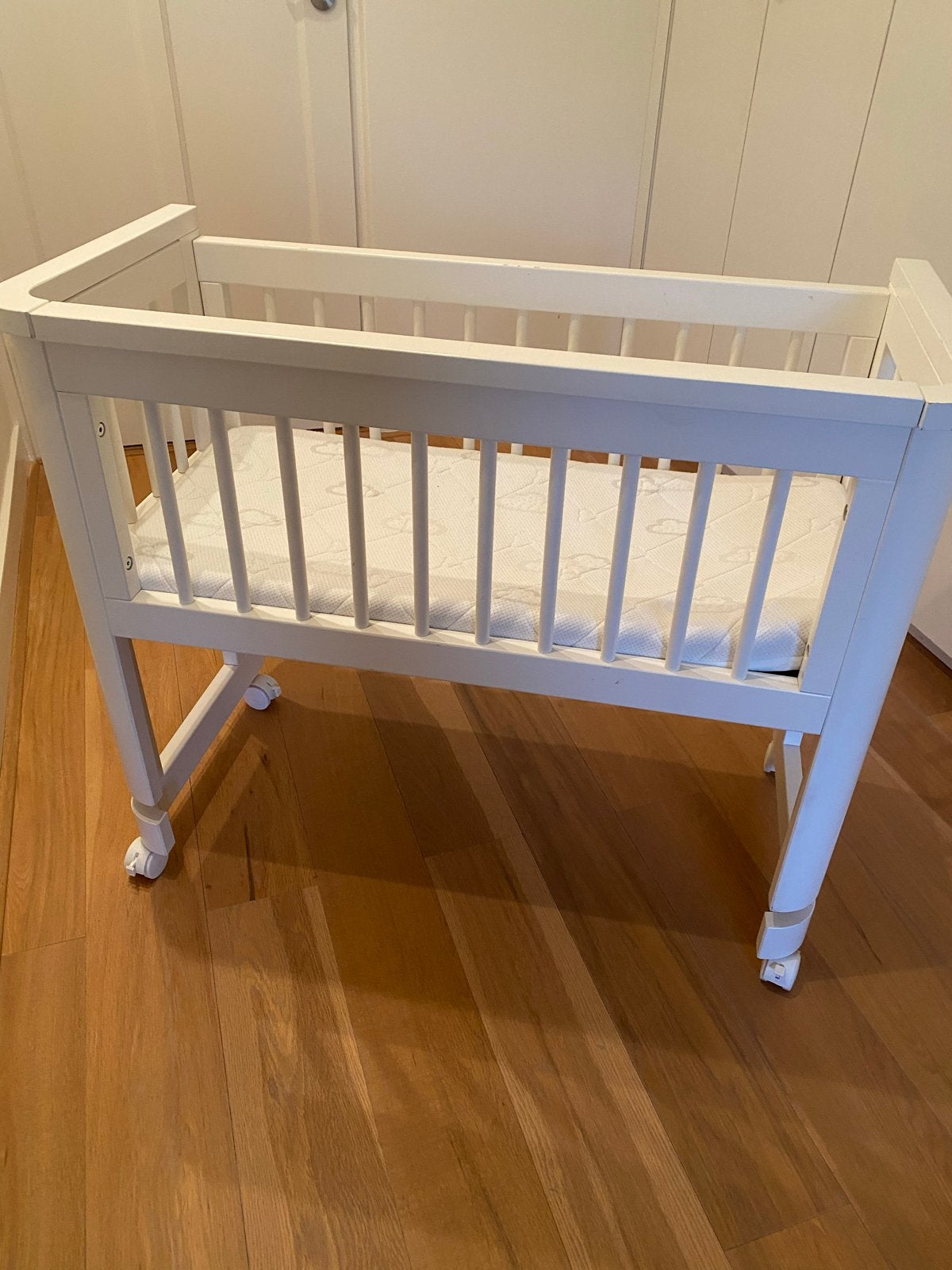 Troll Sun cosleeper met matras, Ophalen, Gebruikt, Wieg