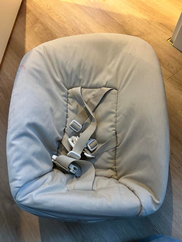 Tripp Trapp Newborn Set, Ophalen of Verzenden, Zo goed als nieuw, Meegroeistoel, Gordel(s)