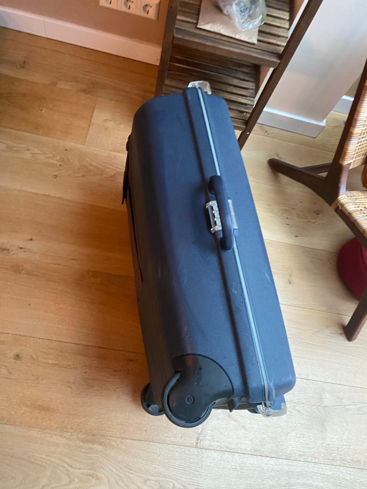 Blauwe samsonite koffer met wieltjes en handgreep, Sieraden, Tassen en Uiterlijk, Tassen | Reistassen en Weekendtassen, Ophalen