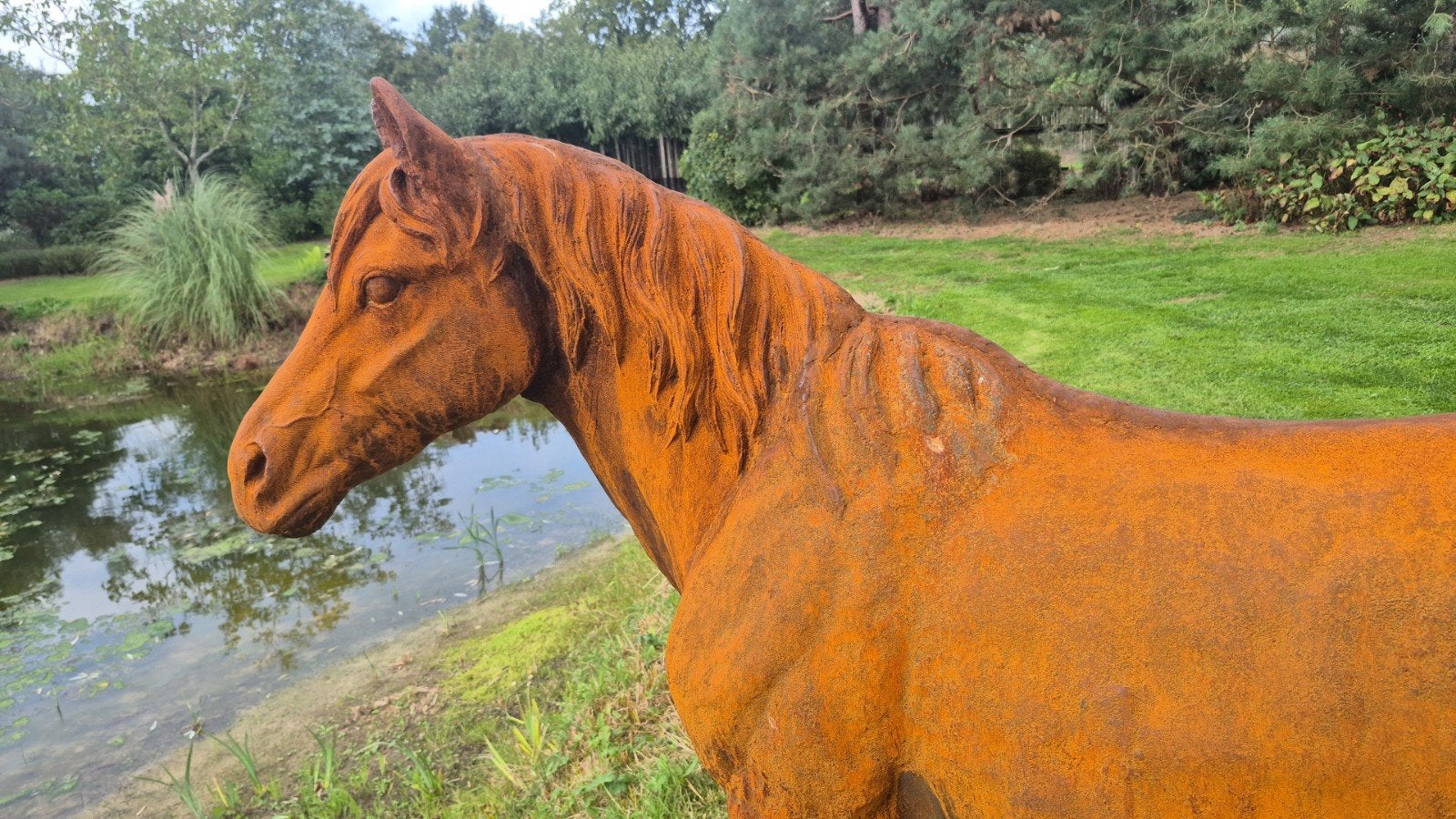 Gietijzeren Tuinbeelden: Stier, Hert, Paard, Bever, Ophalen of Verzenden