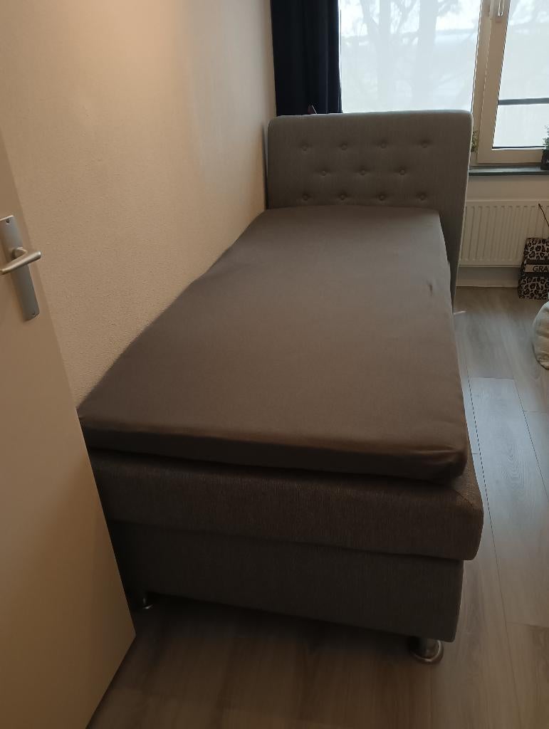 Boxspring 90 x 200 met achterwand, Ophalen, 90 cm, Eenpersoons, Zo goed als nieuw