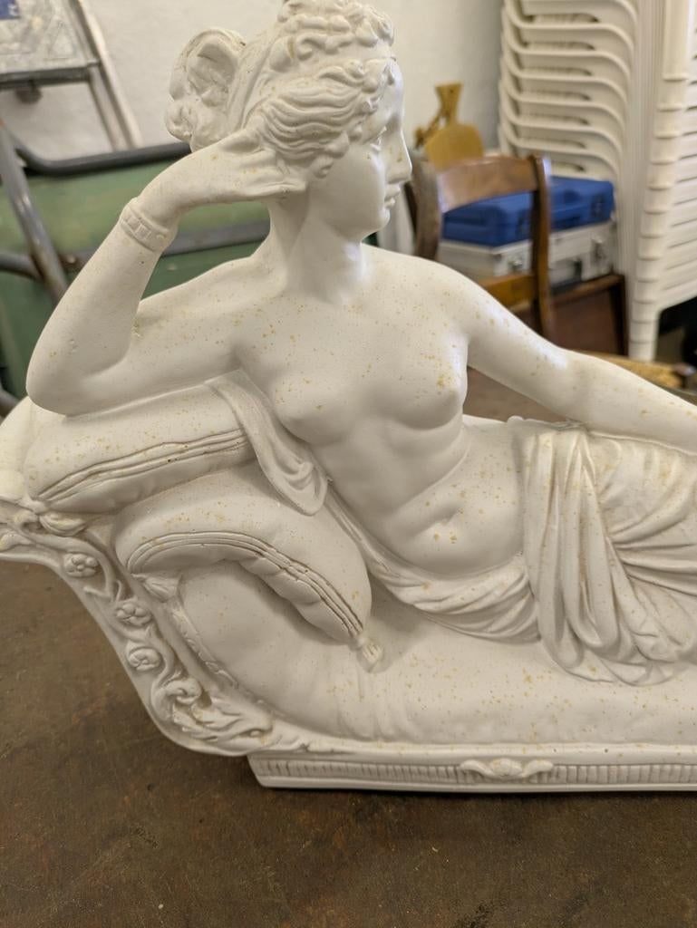 Decoratieve liggende vrouw figuur - Klassieke stijl, Ophalen of Verzenden