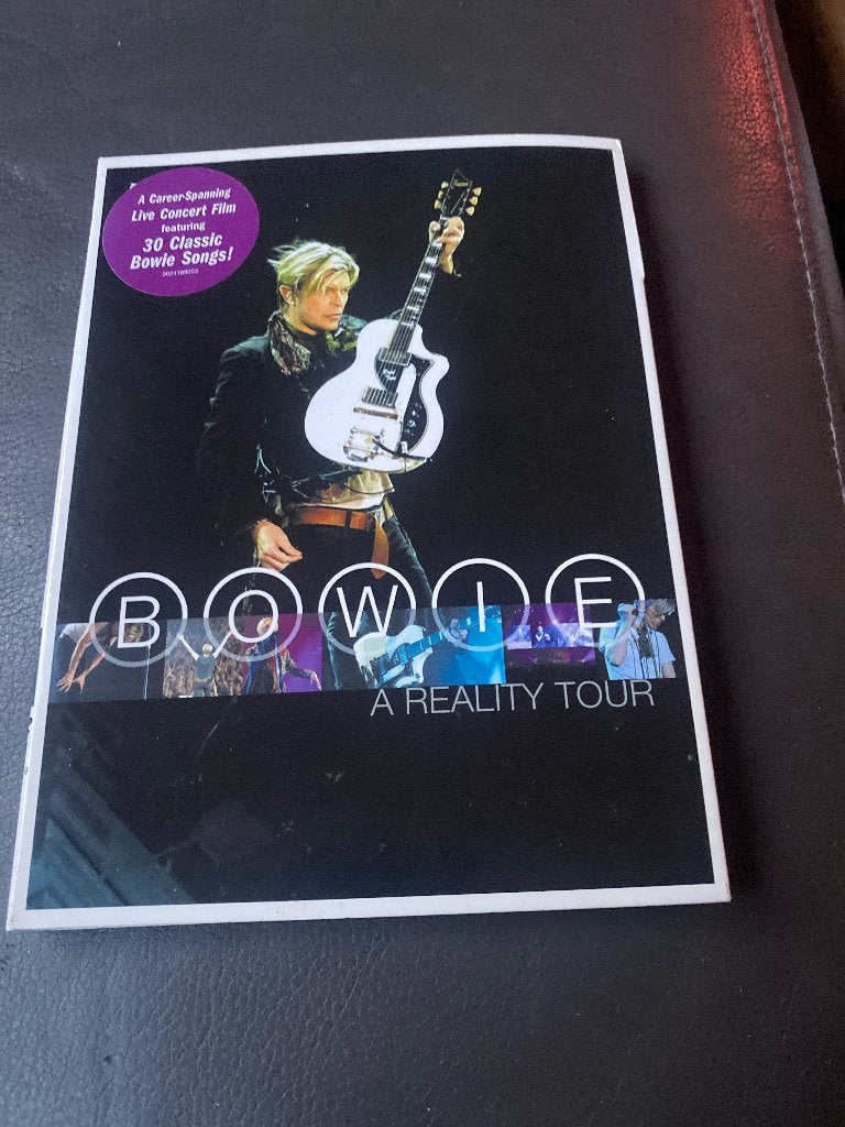 David Bowie - A Reality Tour DVD (Live Concert Film), Inclusief boekje, Engels, Nederlands, Ophalen of Verzenden