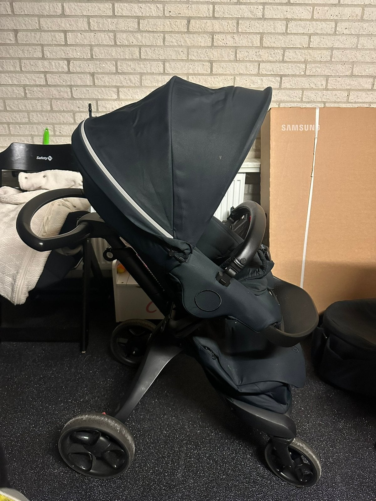 Stokke kinderwagen en wieg, Ophalen, Zo goed als nieuw, Minder dan 50 cm