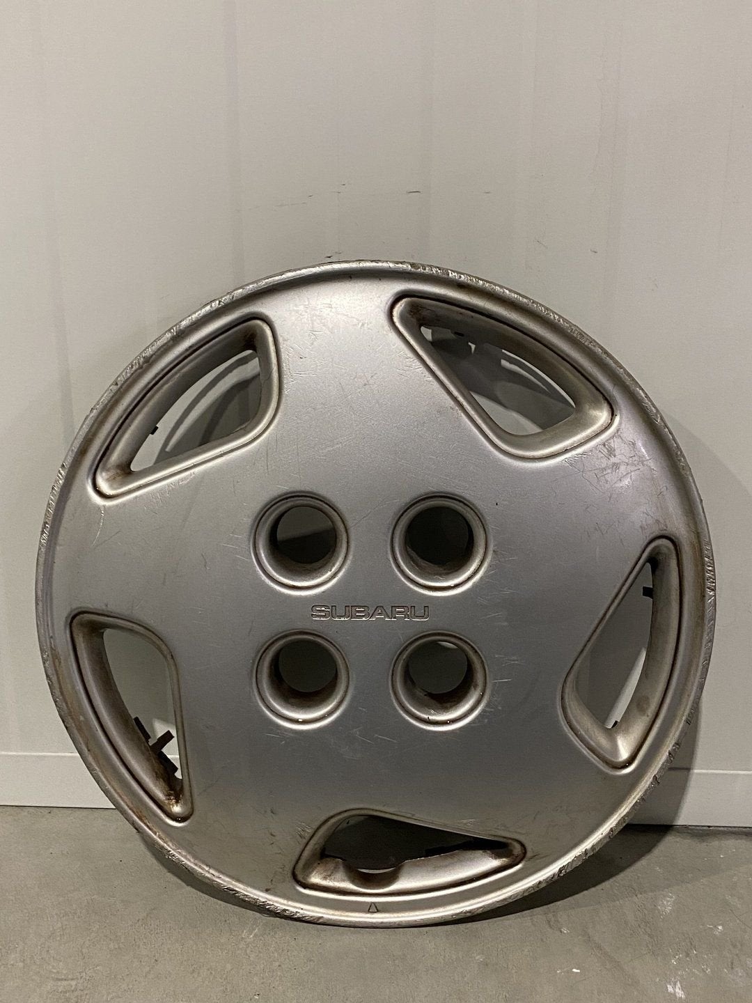 Wieldop Subaru Justy | 13 Inch | PA6+PPE beschadigd, Gebruikt, -, -, Ophalen of Verzenden
