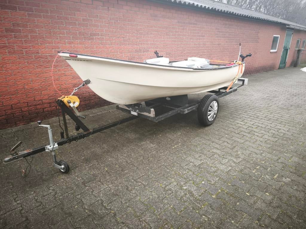 Visboot / sloep - 8 pk honda, Ophalen of Verzenden