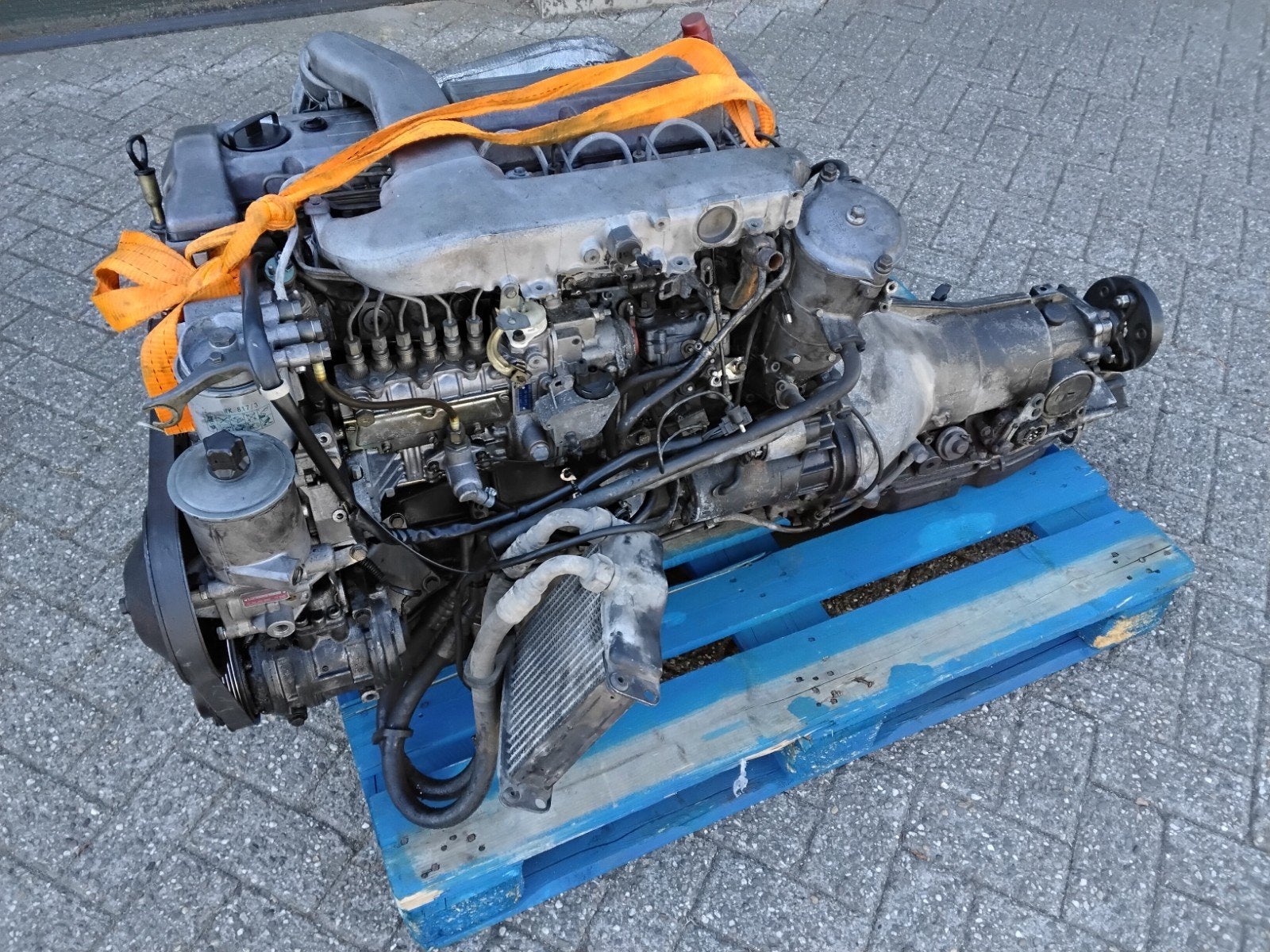 Mercedes W124 300 Turbo Diesel OM603 Motor + Automaatbak, Auto-onderdelen, Motor en Toebehoren, Ophalen, Gebruikt, Mercedes-Benz