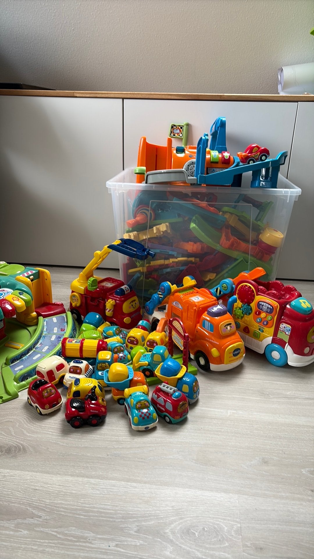 Hele grote set toet toet auto’s - ook losse onderdelen, Ophalen, Zo goed als nieuw, 2 tot 4 jaar