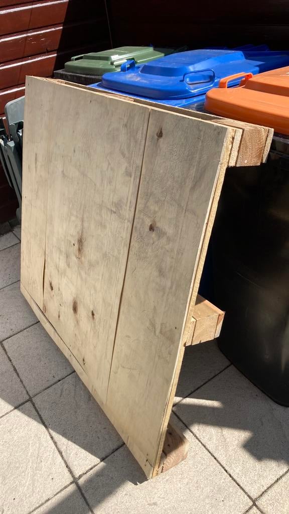 Gratis pallet ophalen, Ophalen of Verzenden, Zo goed als nieuw, Hout, Overige typen