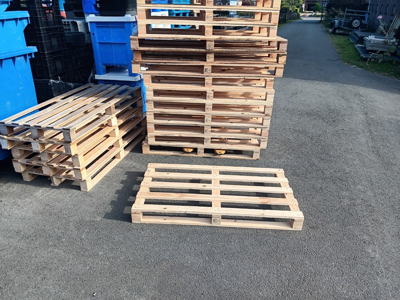 Grote pallets voor bijvoorbeeld palletbank, Ophalen, Ae, Ae, Zo goed als nieuw