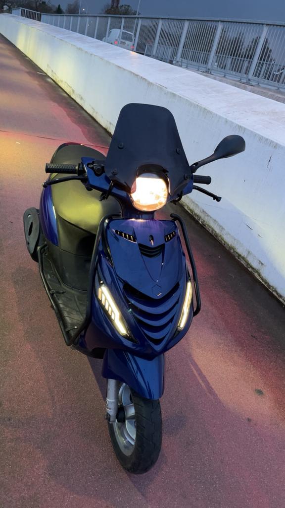 Zip 50cc, Ophalen, Zo goed als nieuw, Benzine, Zip