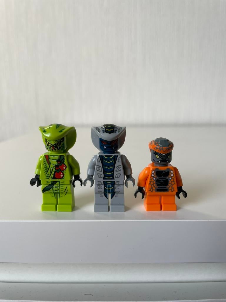 Lego Ninjago Lasha, Rattla & Snike 2012, Kinderen en Baby's, Speelgoed | Duplo en Lego, Ophalen, Lego, Zo goed als nieuw, Minifiguur
