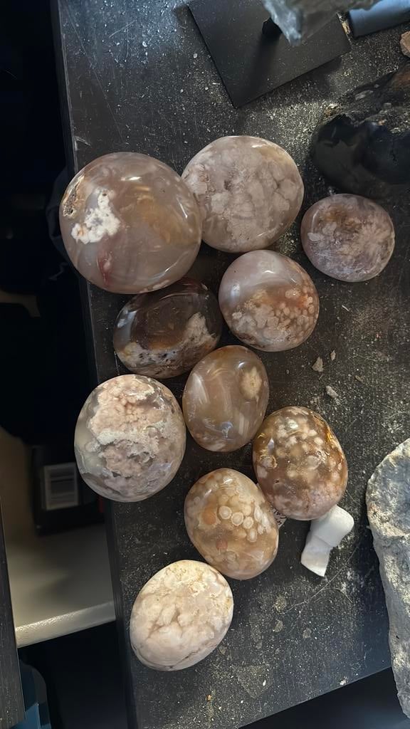 Bloemagaat knuffelsteen 1 kg nu 15 euro, Ophalen of Verzenden