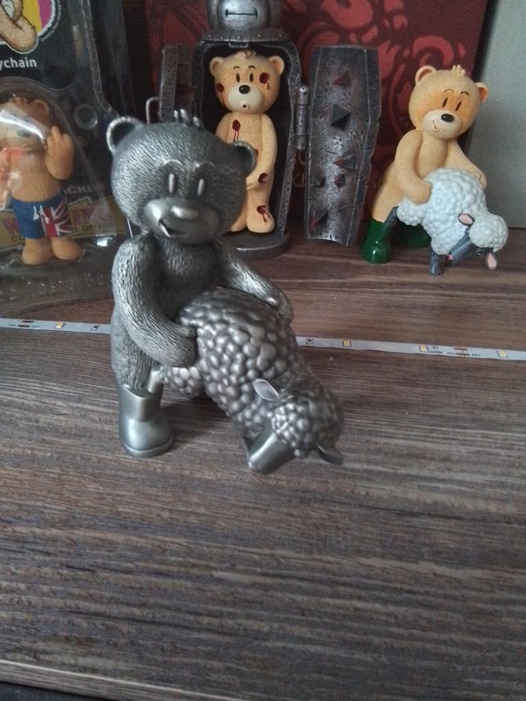Bad Taste Bears beeldje, Verzamelen, Beelden en Beeldjes, Ophalen of Verzenden