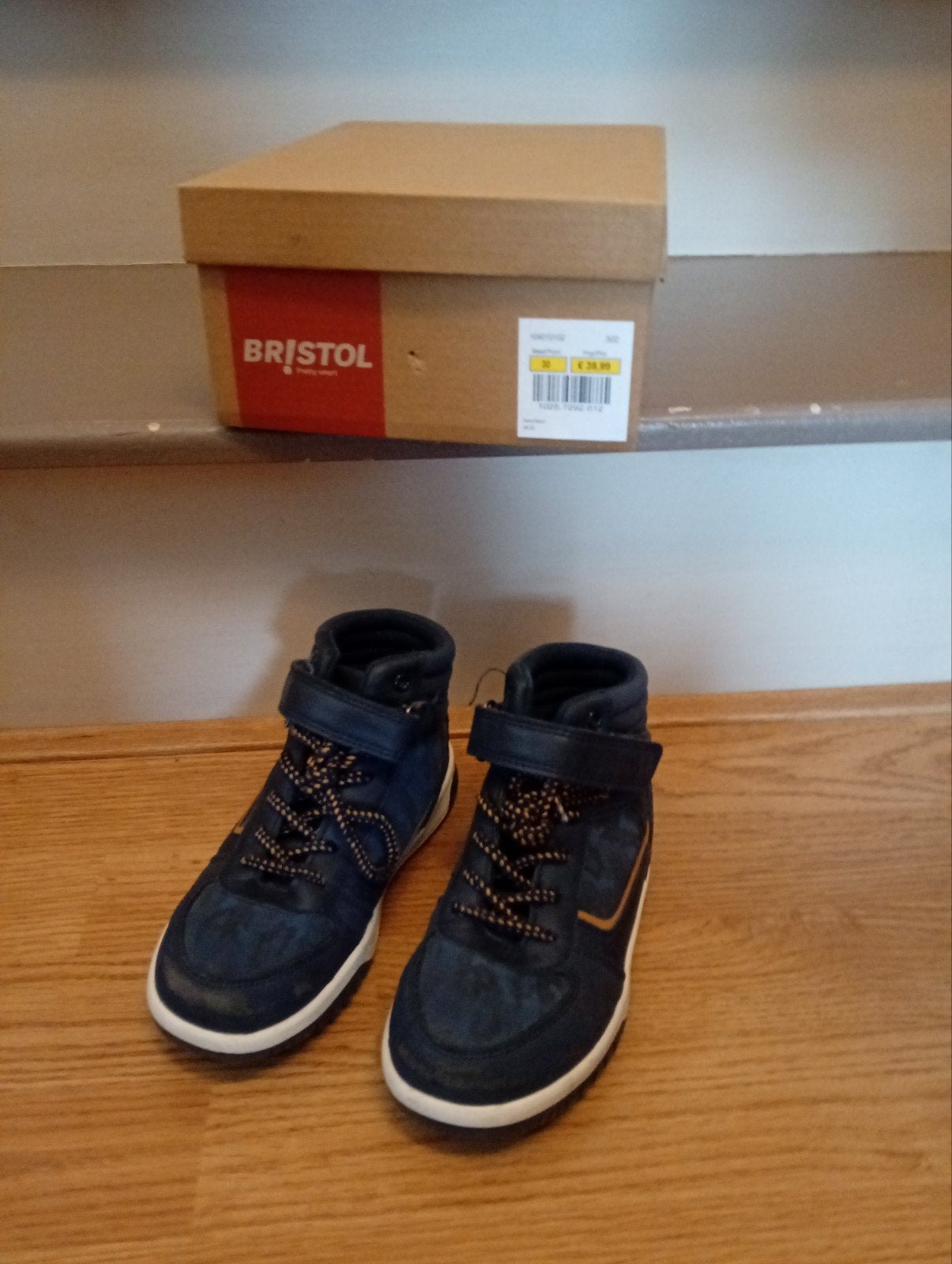 Nette jongensschoenen maat 30, Ophalen of Verzenden, Jongen, Bristol, Laarzen