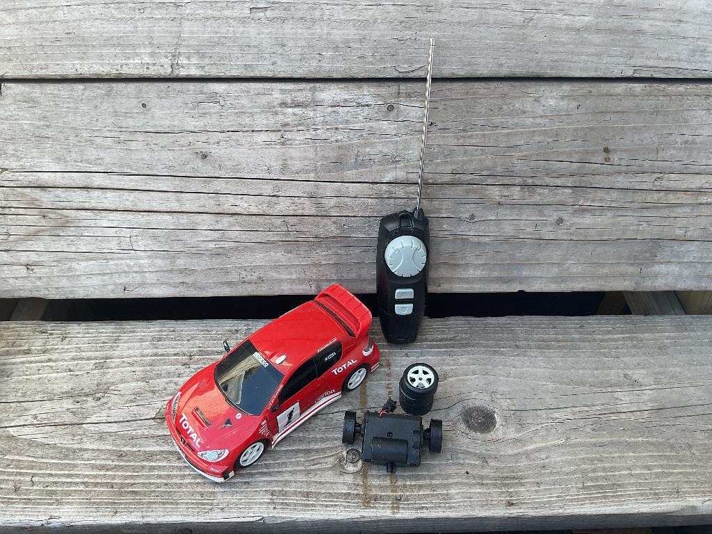 vintage Nikko Peugeot 206 WRC, Zo goed als nieuw, Auto onroad, Schaal 1:24, RTR (Ready to Run)