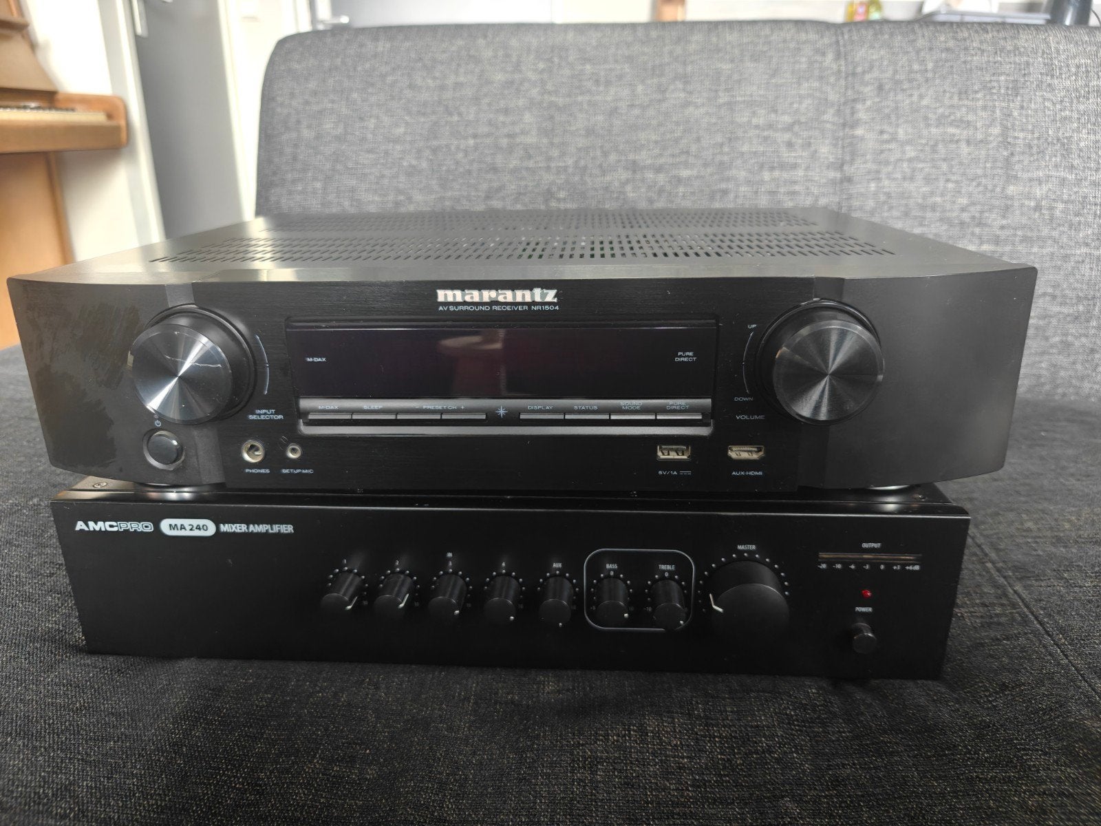AMC PRO MA 240 Mixer Versterker & Marantz NR1504 Receiver, Audio, Tv en Foto, Versterkers en Receivers, Ophalen of Verzenden, Marantz