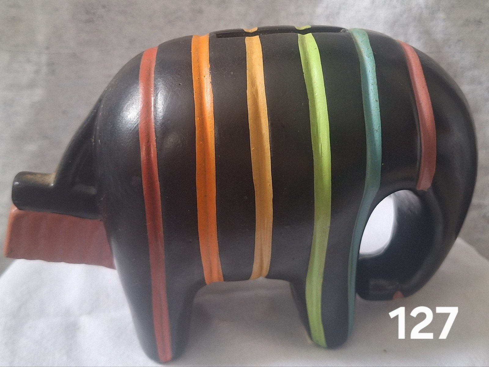 Unieke spaarpot olifant met kleurrijke strepen, Vintage, Gebruikt, Meerkleurig, Ophalen of Verzenden