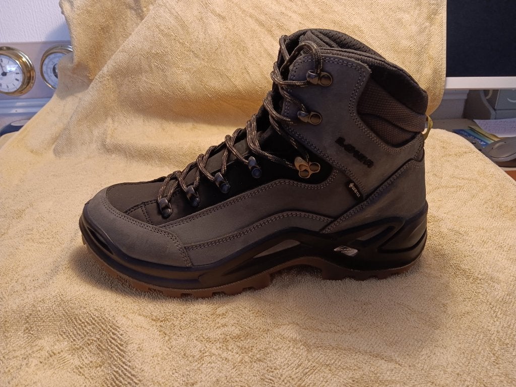 Bergschoenen, Ophalen of Verzenden, Nieuw, Overige kleuren, Wandelschoenen of Bergschoenen