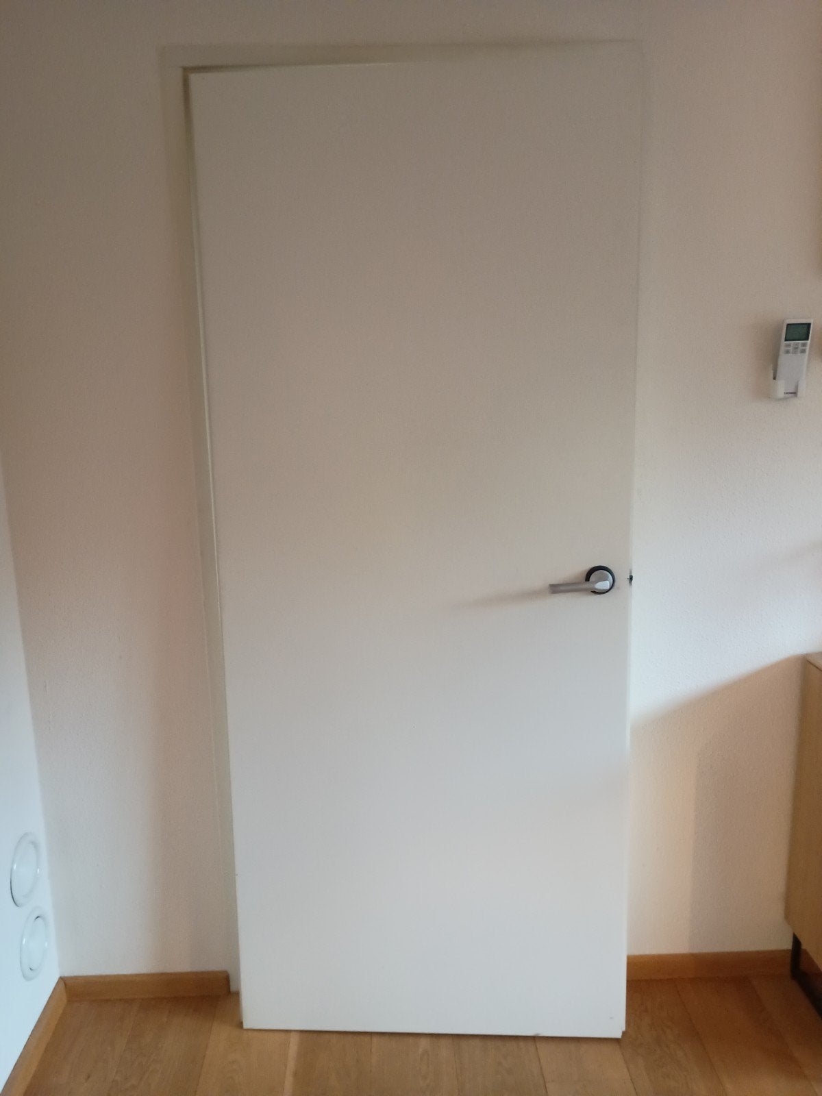 Twee witte opdek binnendeuren met klink., Ophalen, 80 tot 100 cm, Binnendeur, Zo goed als nieuw