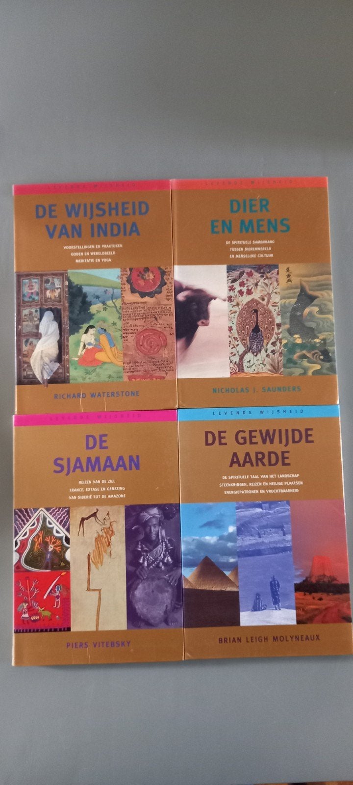 4x Boeken over spiritualiteit: India, Dieren, Sjamaan, Aarde, Ophalen of Verzenden, Zo goed als nieuw, Spiritualiteit algemeen