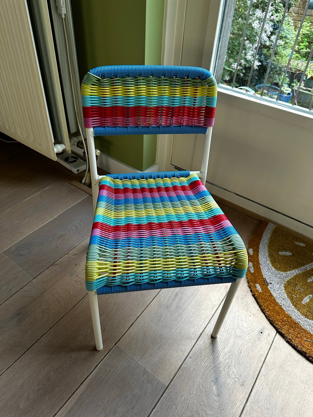 IKEA Kinderstoel Binnen/Buiten - Kleurrijk en Stevig, Ophalen, Gebruikt, Overige typen